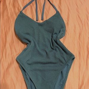 Hollister one piece bathing suit